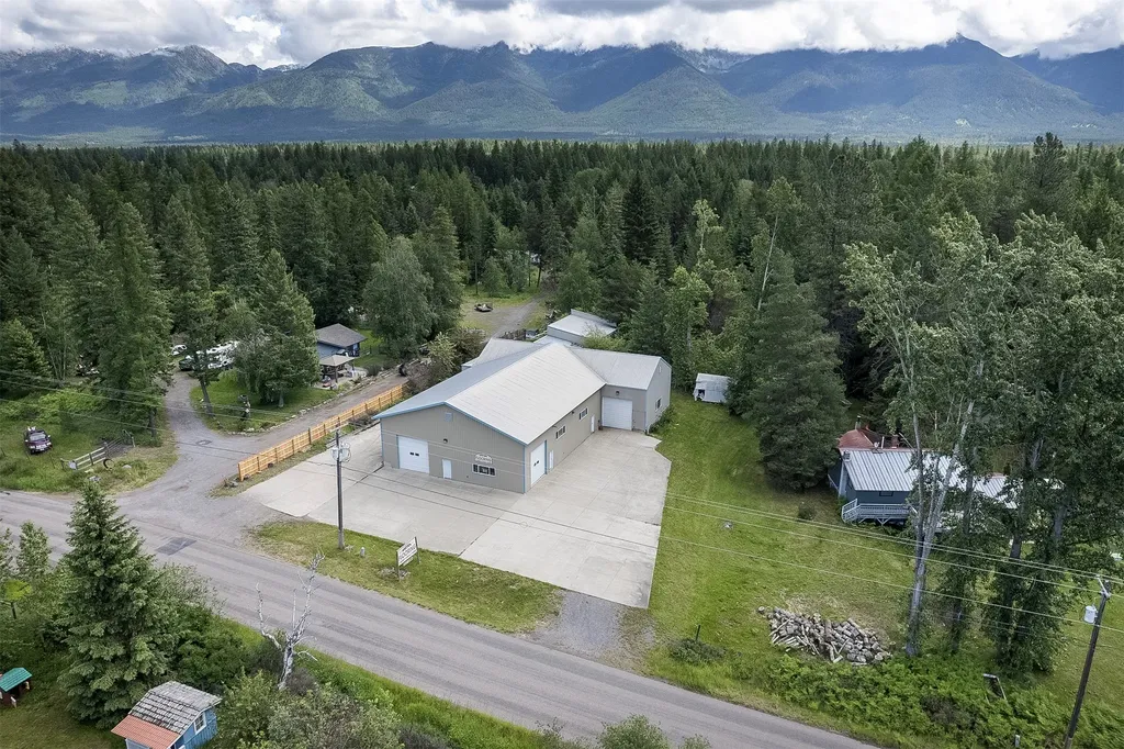 31566 S Ferndale Drive Bigfork MT 59911