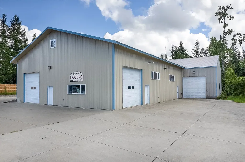 31566 S Ferndale Drive Bigfork MT 59911