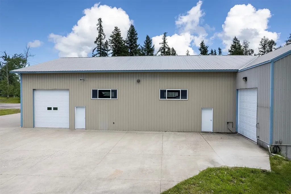 31566 S Ferndale Drive Bigfork MT 59911