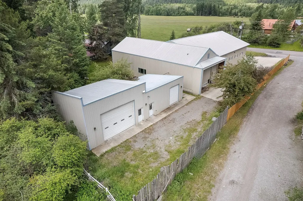 31566 S Ferndale Drive Bigfork MT 59911
