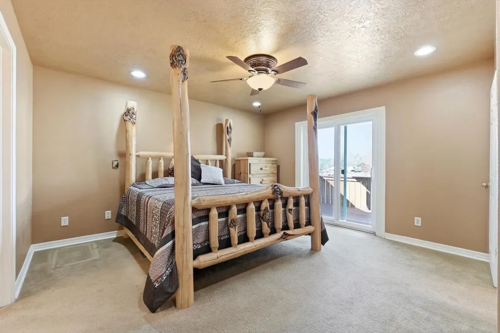 786 Ropin Horse Lane Hamilton MT 59840