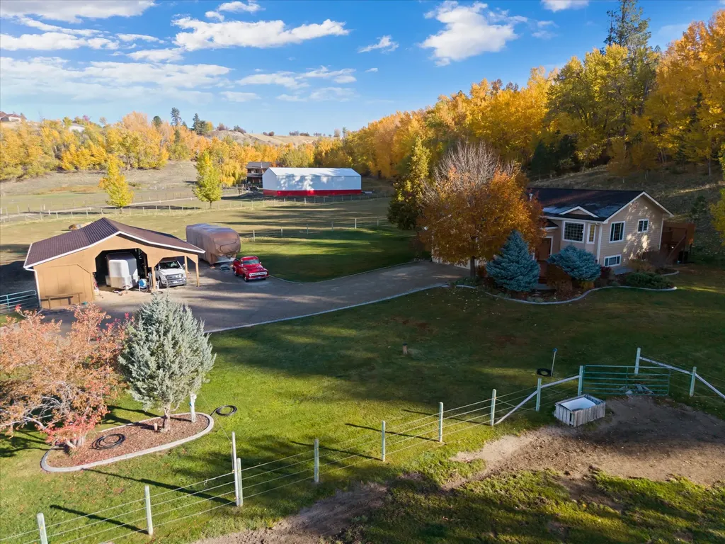 786 Ropin Horse Lane Hamilton MT 59840