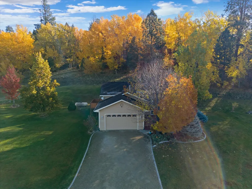 786 Ropin Horse Lane Hamilton MT 59840