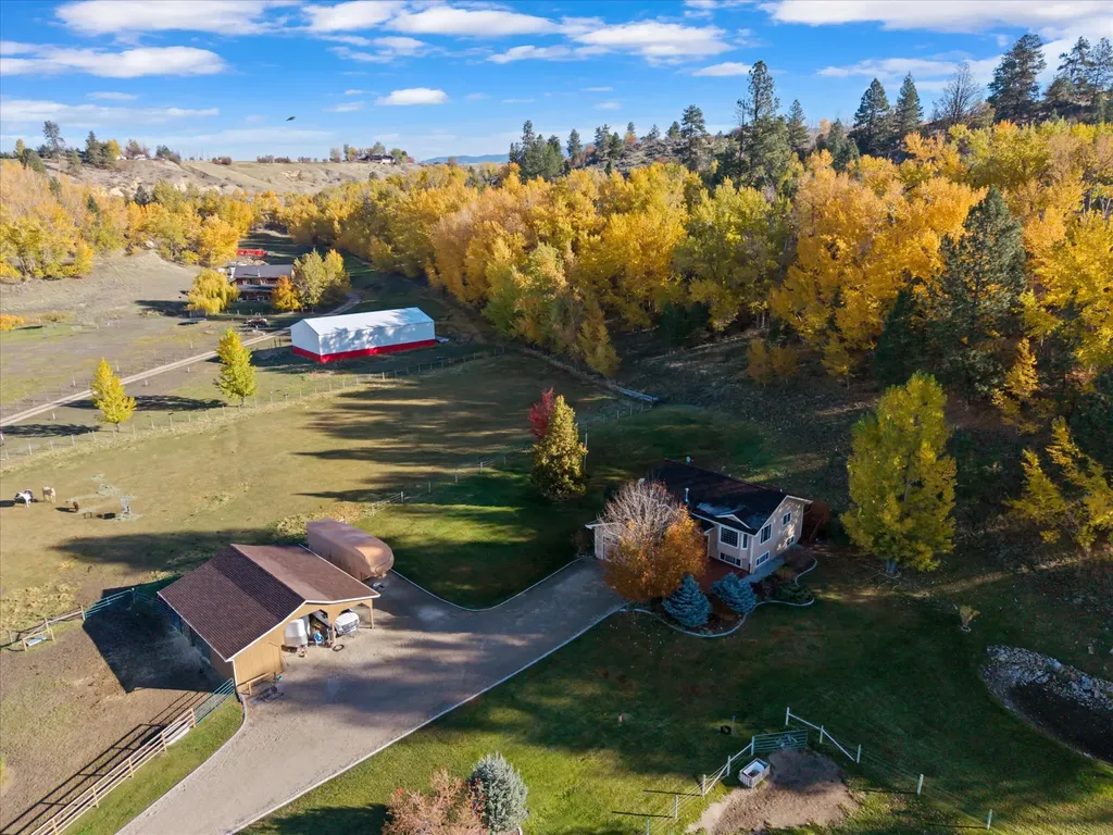 786 Ropin Horse Lane Hamilton MT 59840