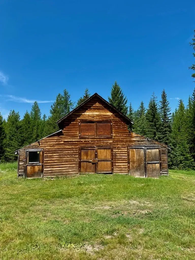 2336 Providence Lane Condon MT 59826