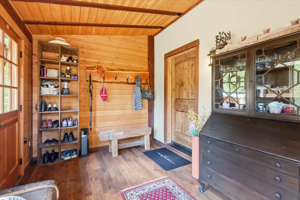 245 Doxie Lane Eureka MT 59917