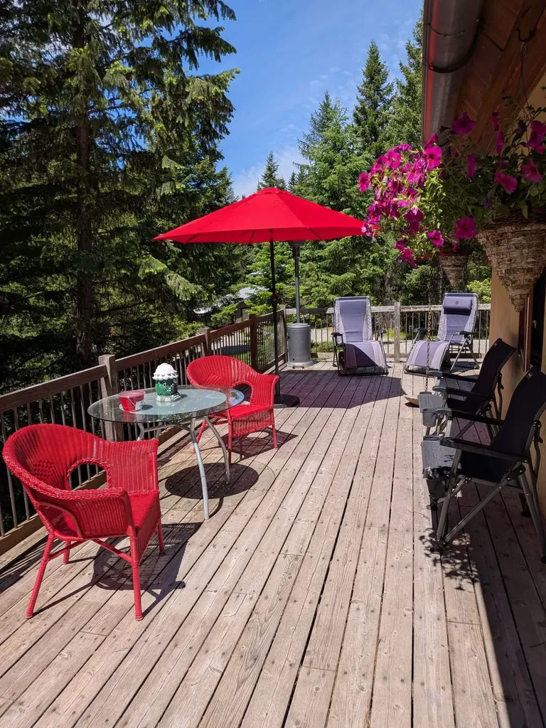 245 Doxie Lane Eureka MT 59917