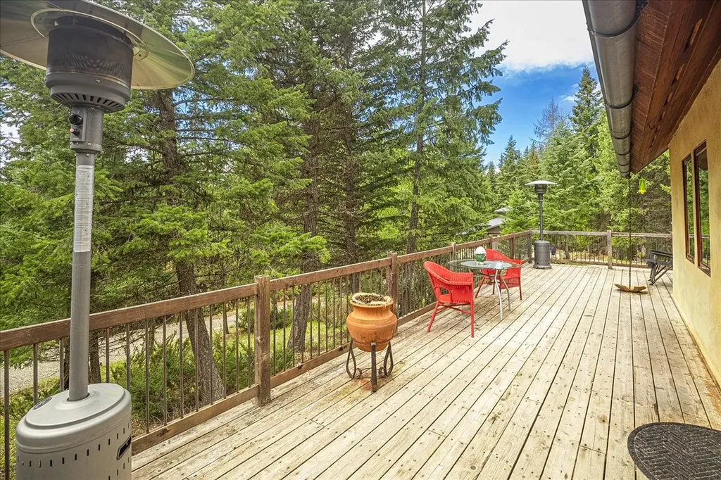 245 Doxie Lane Eureka MT 59917