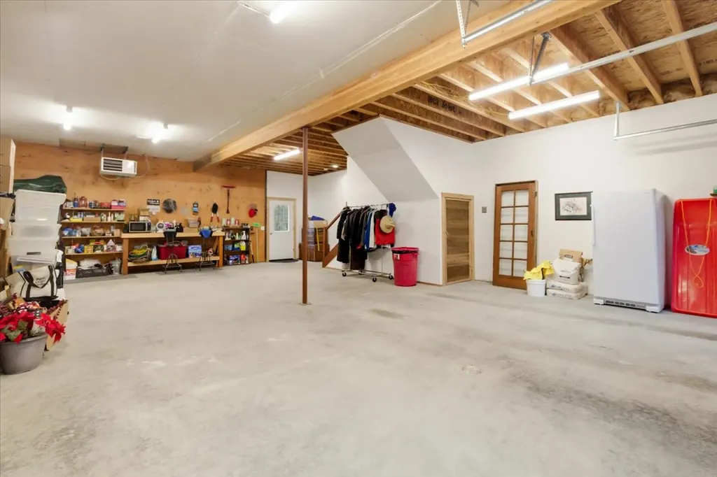 245 Doxie Lane Eureka MT 59917