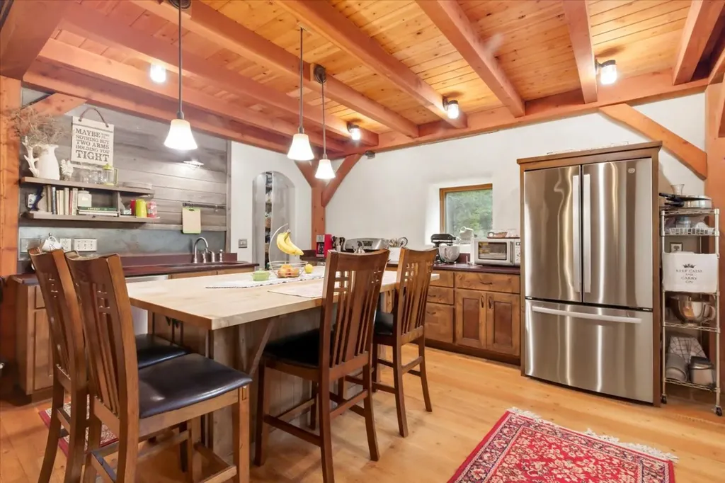 245 Doxie Lane Eureka MT 59917