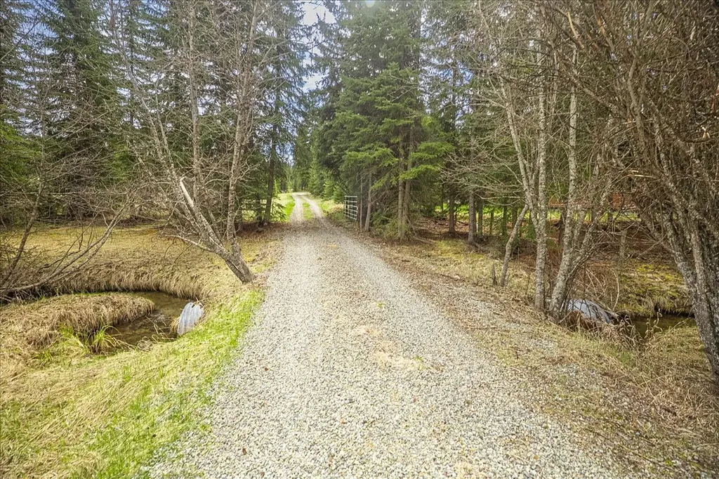 245 Doxie Lane Eureka MT 59917