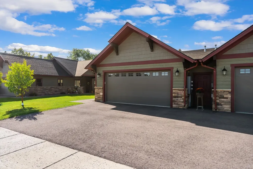 157 Meadow Vista Loop Kalispell MT 59901