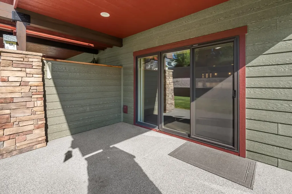 157 Meadow Vista Loop Kalispell MT 59901
