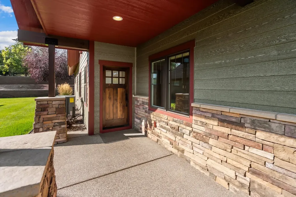 157 Meadow Vista Loop Kalispell MT 59901