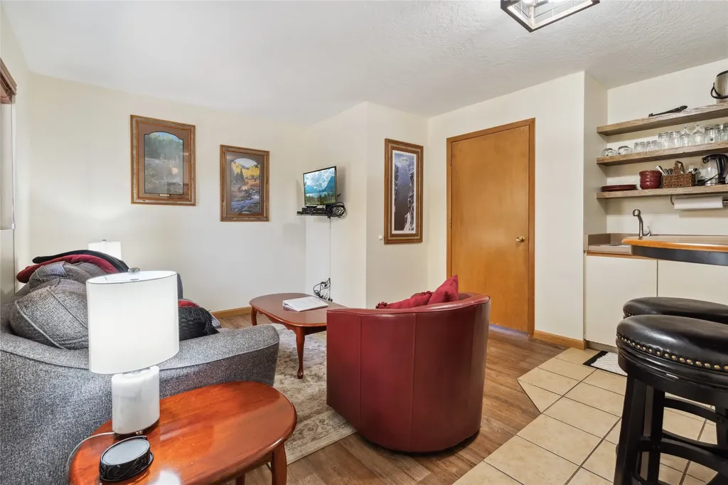 180 Vista Lane Bigfork MT 59911