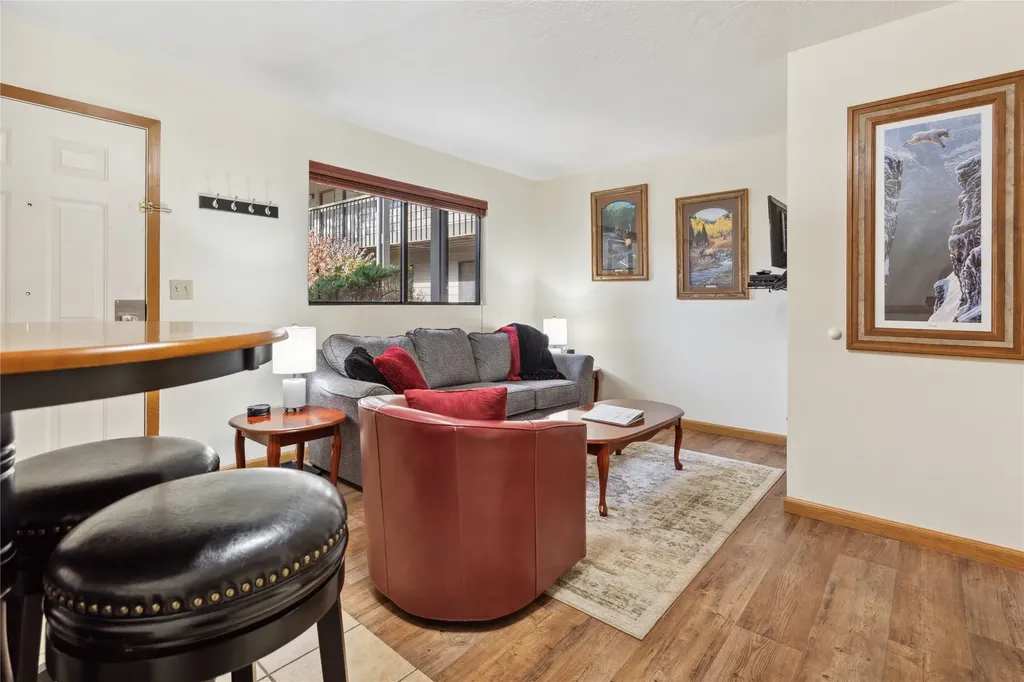 180 Vista Lane Bigfork MT 59911