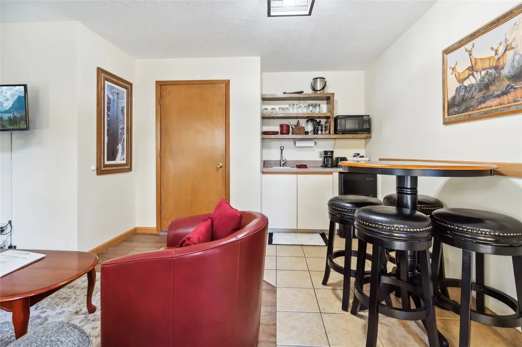 180 Vista Lane Bigfork MT 59911