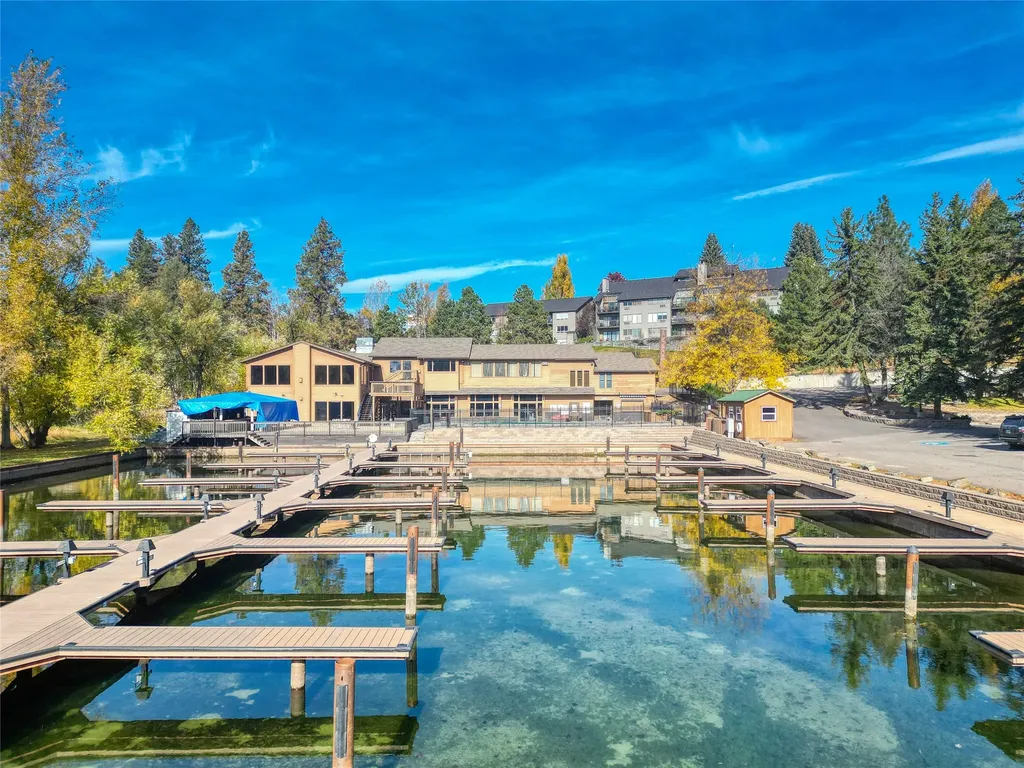 180 Vista Lane Bigfork MT 59911