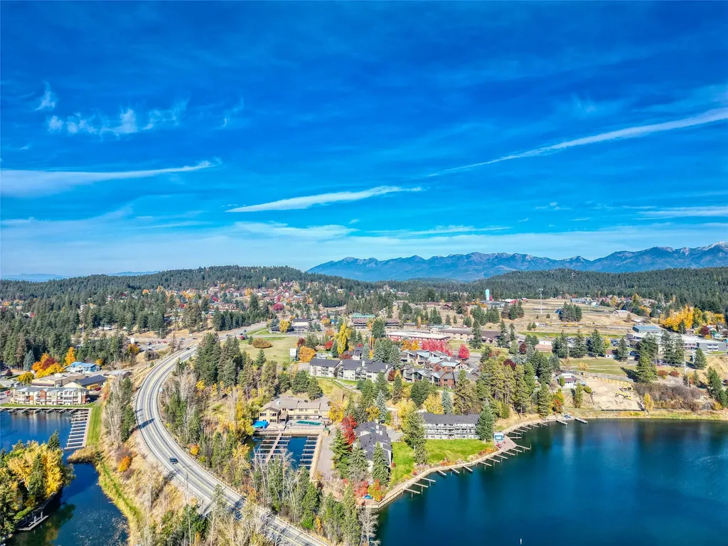 180 Vista Lane Bigfork MT 59911