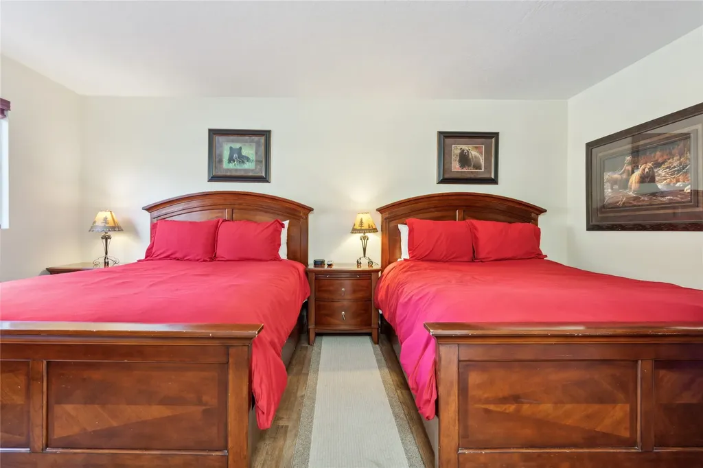 180 Vista Lane Bigfork MT 59911