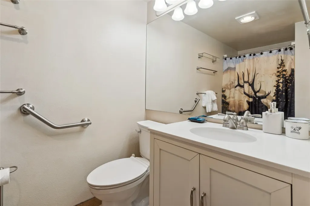 180 Vista Lane Bigfork MT 59911