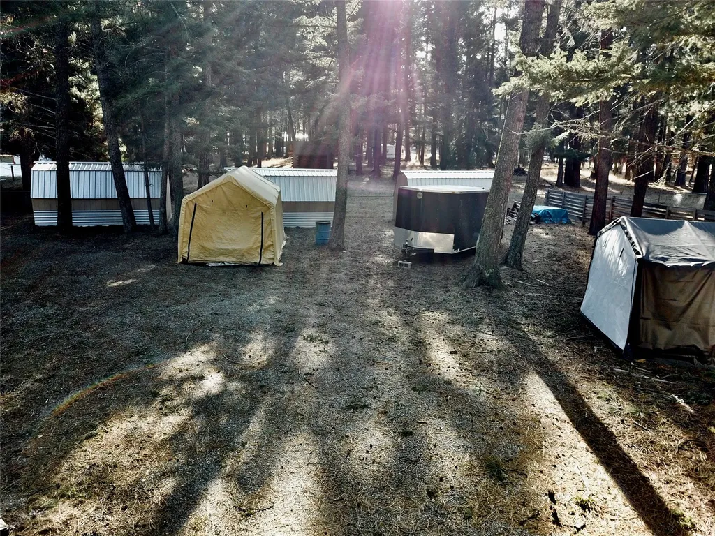 208 4th Avenue Lincoln MT 59639