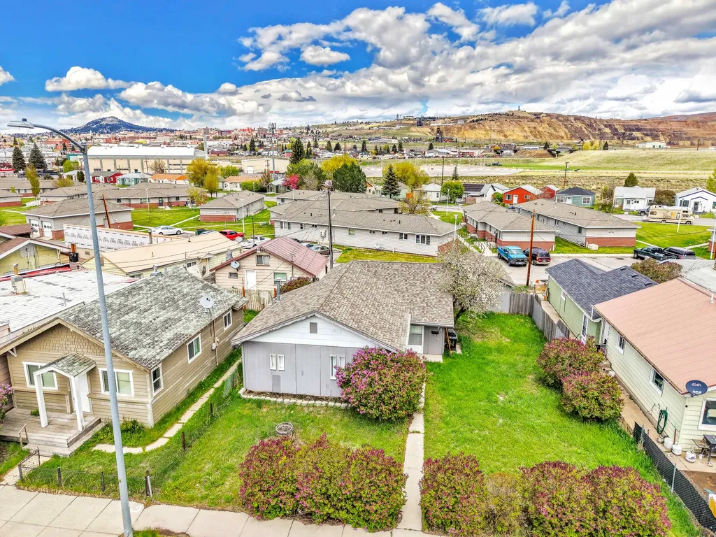 1671 Grand Avenue Butte MT 59701