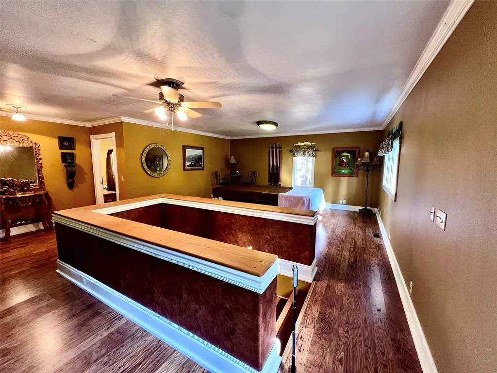 208 4th Avenue Lincoln MT 59639