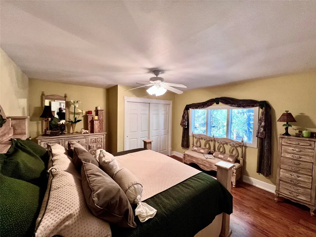 208 4th Avenue Lincoln MT 59639