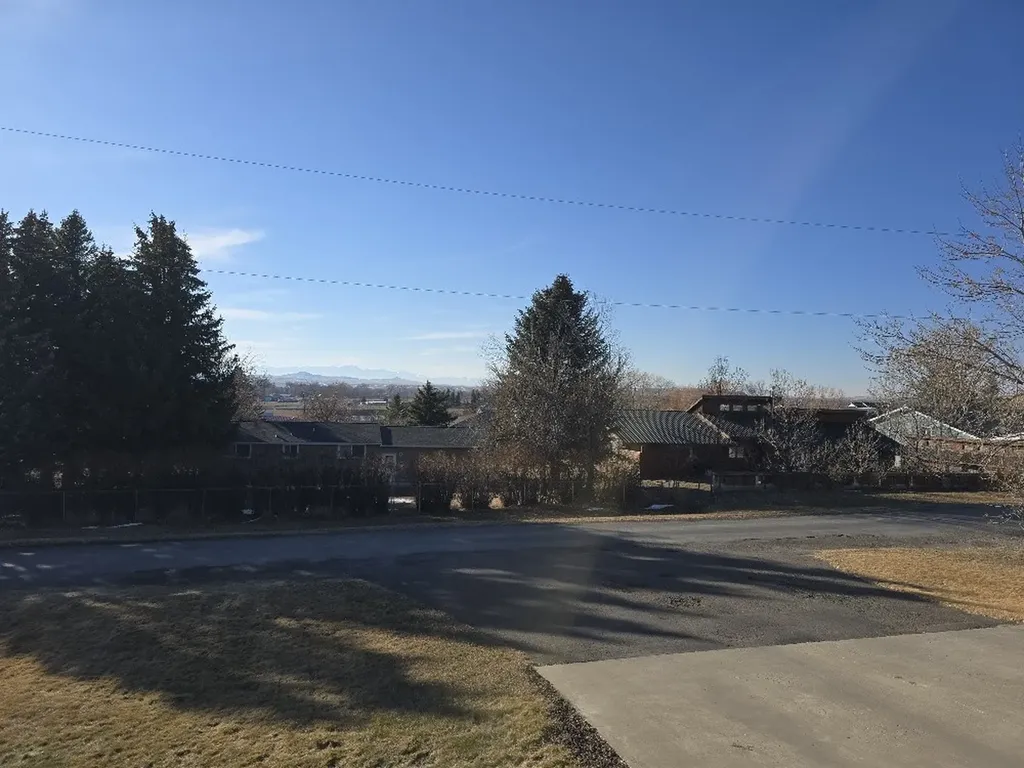 303 11th Avenue NE Choteau MT 59422