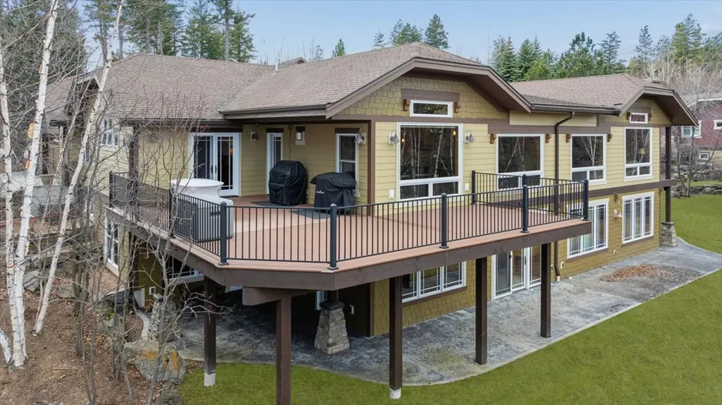 335 Jib Lane Lakeside MT 59922