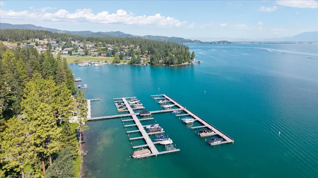 335 Jib Lane Lakeside MT 59922