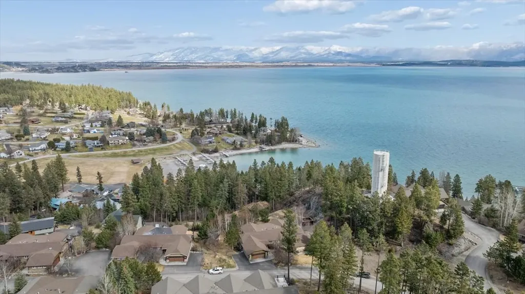 335 Jib Lane Lakeside MT 59922