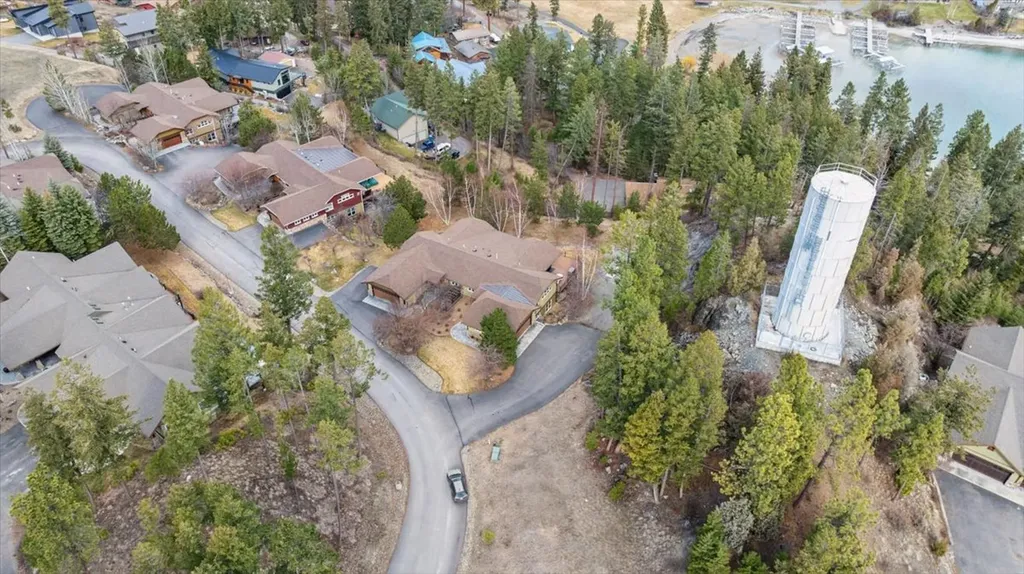 335 Jib Lane Lakeside MT 59922