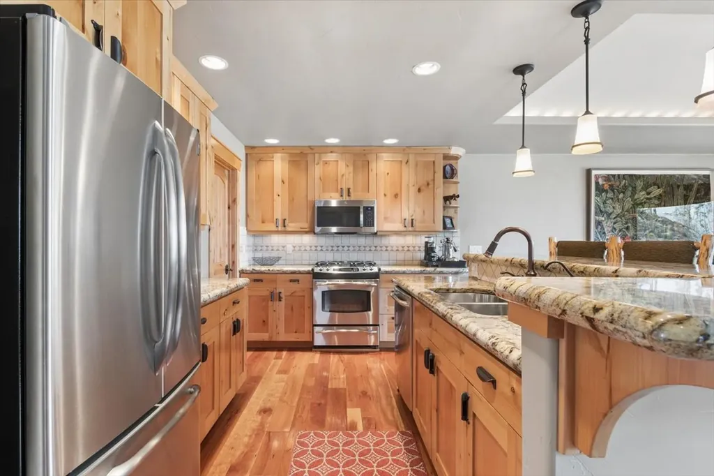 335 Jib Lane Lakeside MT 59922