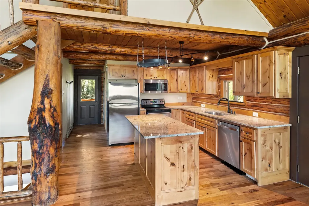 12860 Kelley Drive Bigfork MT 59911