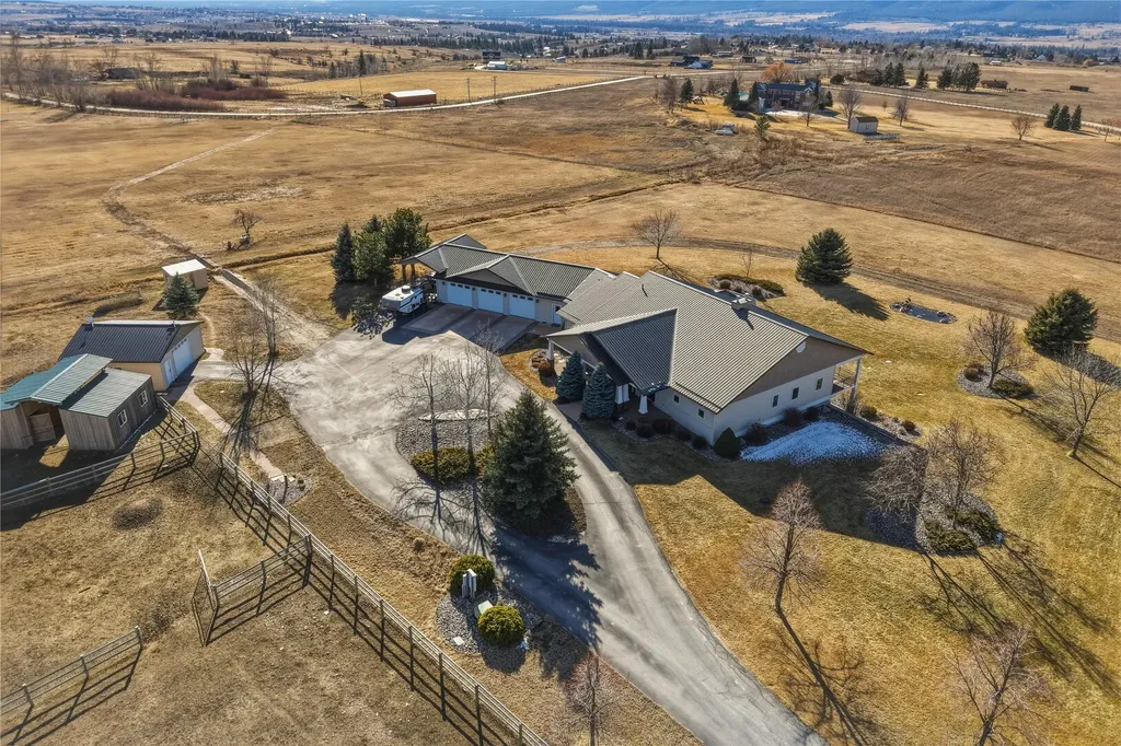 460 Windwalker Trail Stevensville MT 59870