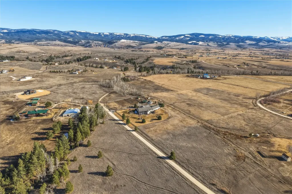 460 Windwalker Trail Stevensville MT 59870