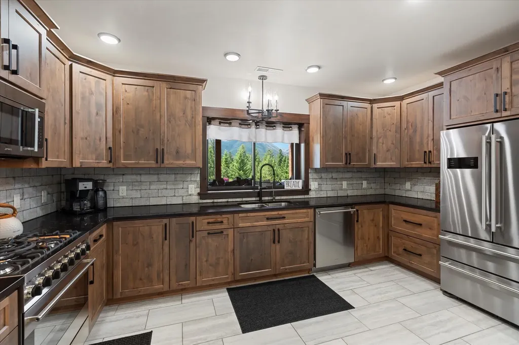 40149 Us Highway 2 W Libby MT 59923