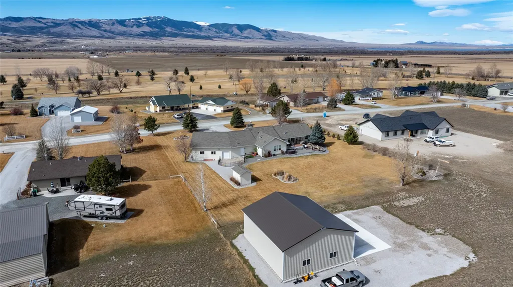 27 Sautter Lane Townsend MT 59644