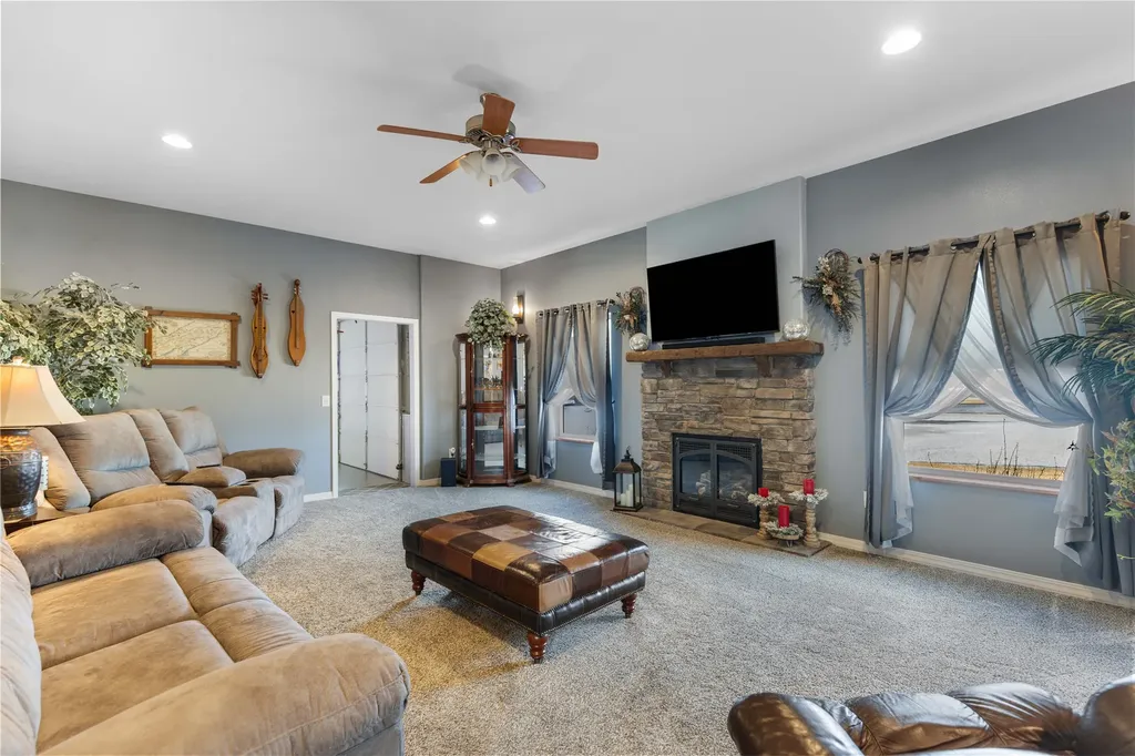 27 Sautter Lane Townsend MT 59644