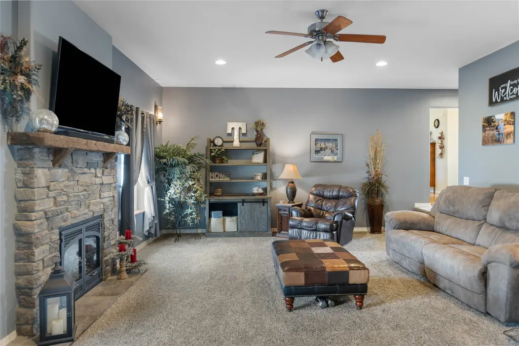 27 Sautter Lane Townsend MT 59644