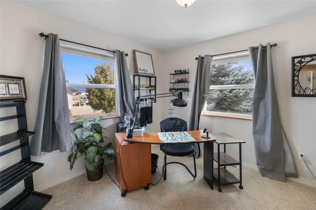 27 Sautter Lane Townsend MT 59644