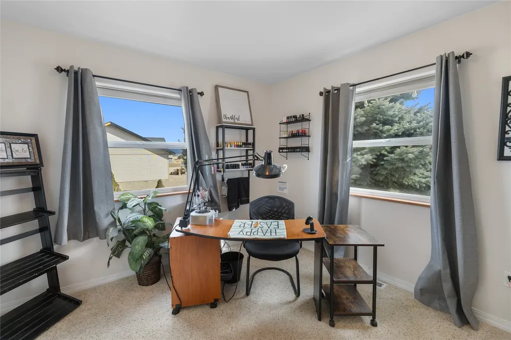 27 Sautter Lane Townsend MT 59644
