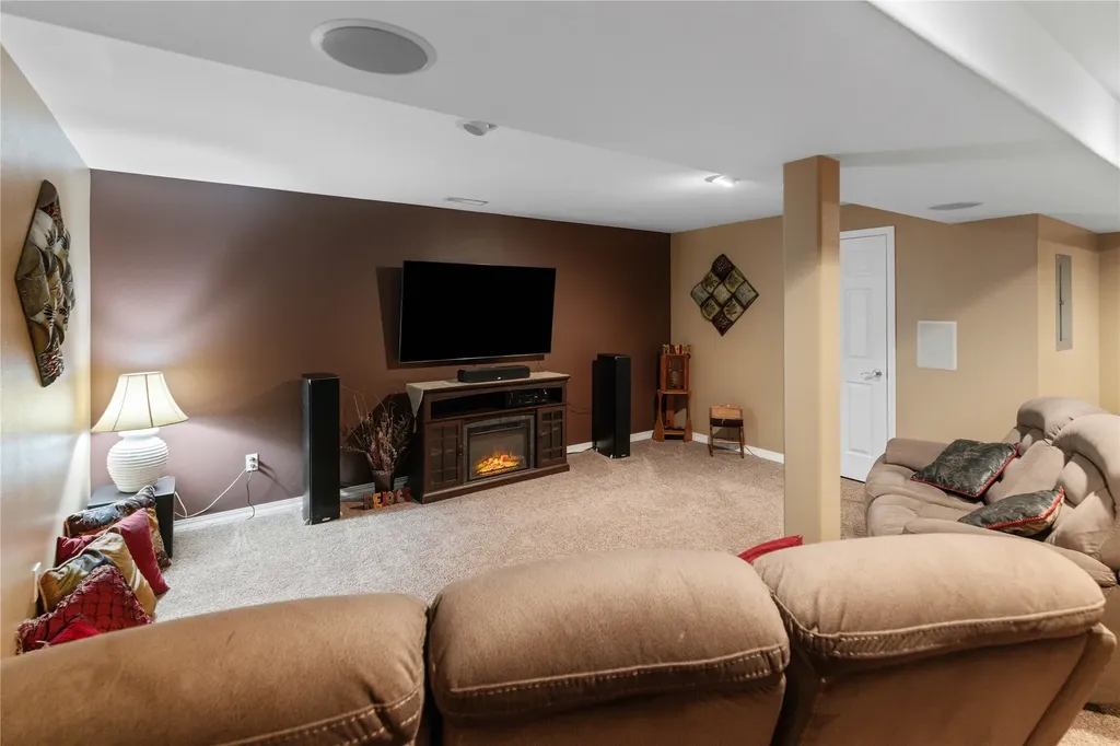 27 Sautter Lane Townsend MT 59644