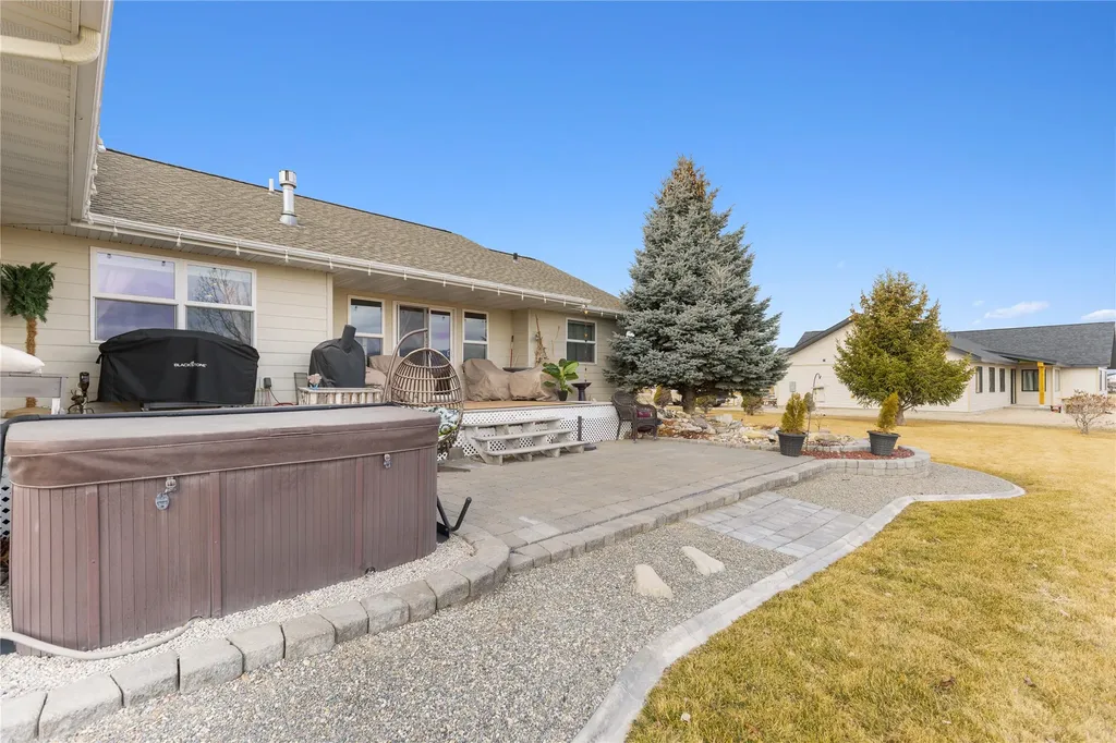 27 Sautter Lane Townsend MT 59644