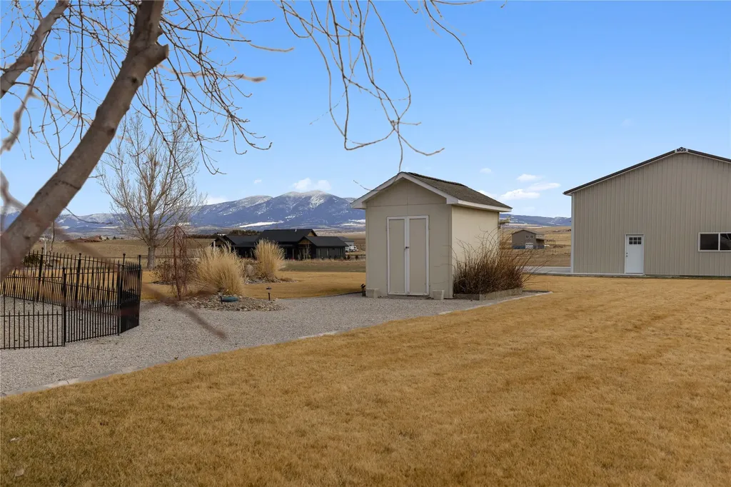 27 Sautter Lane Townsend MT 59644