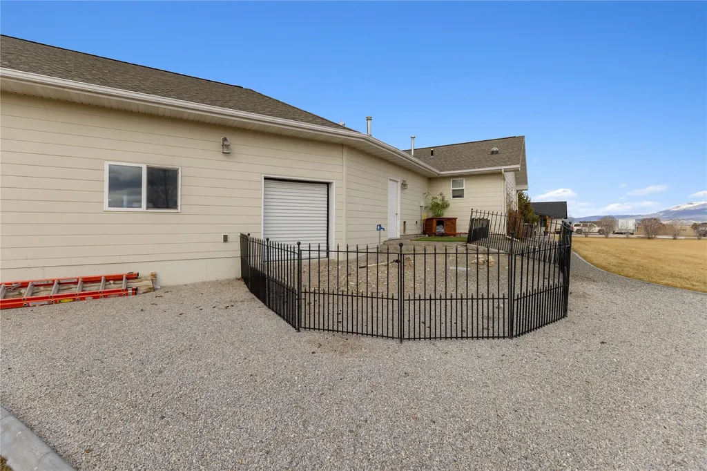 27 Sautter Lane Townsend MT 59644