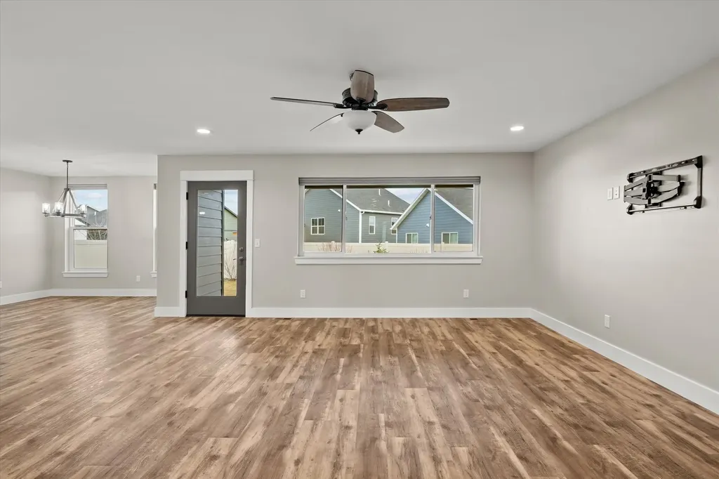 364 Meadow View Loop East Helena MT 59635