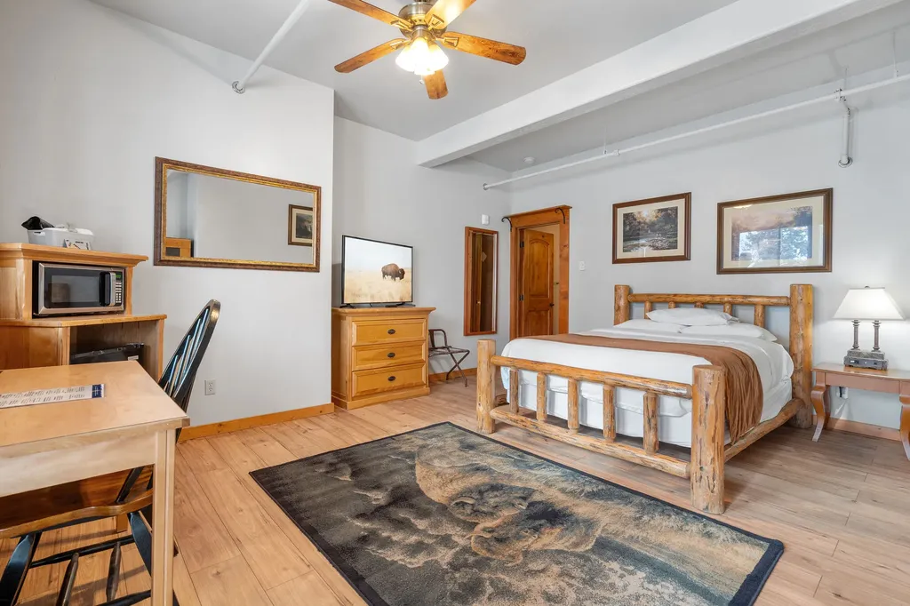 5 Swan Way Bigfork MT 59911